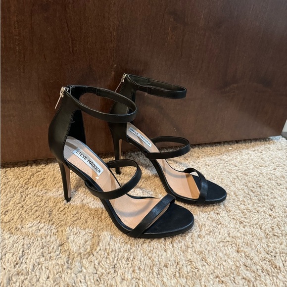Steve Madden Women’s Black Heels - NEW - Picture 1 of 4
